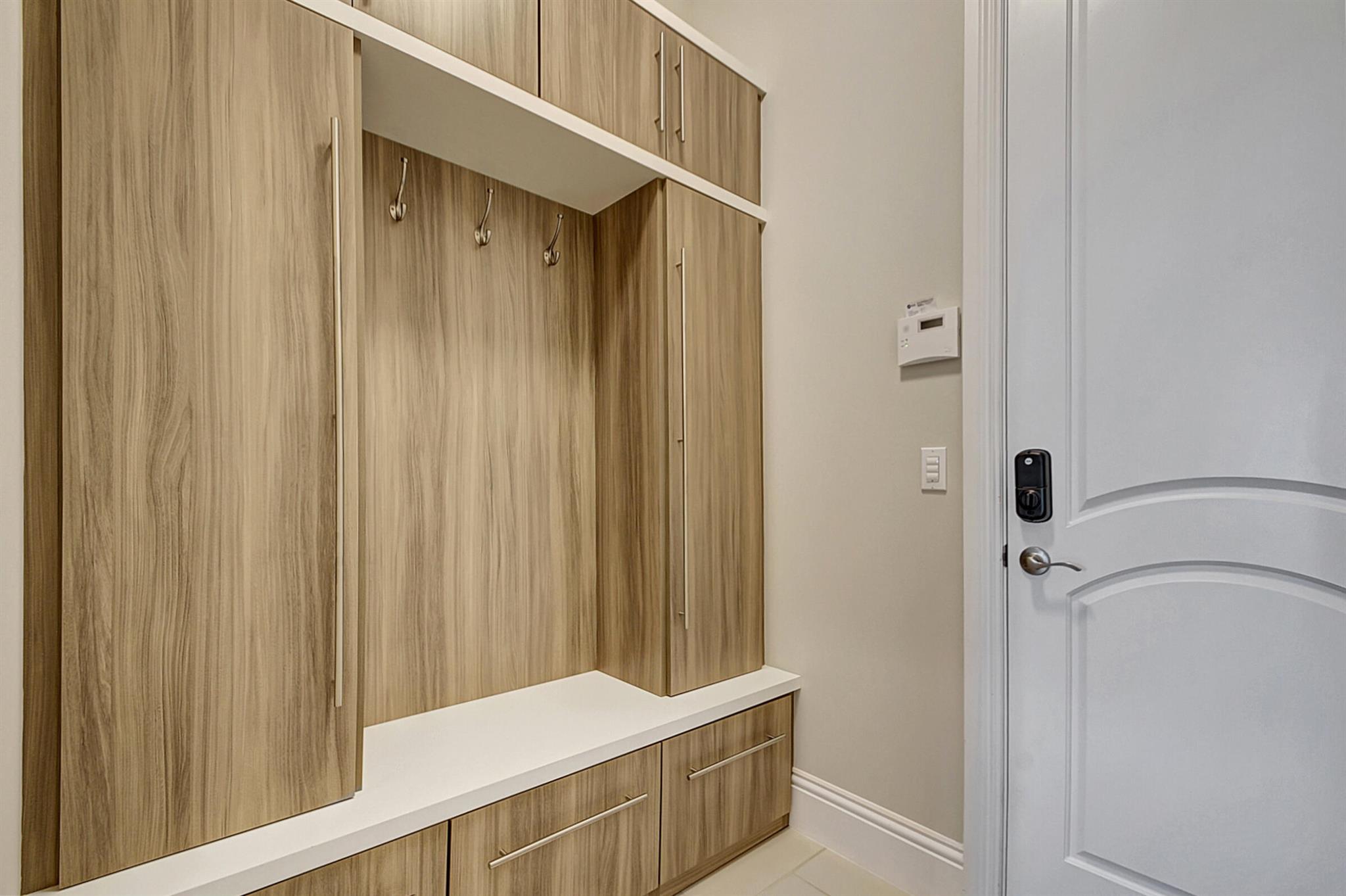 HUNTERS CHASE OF PALM BEA - Residential