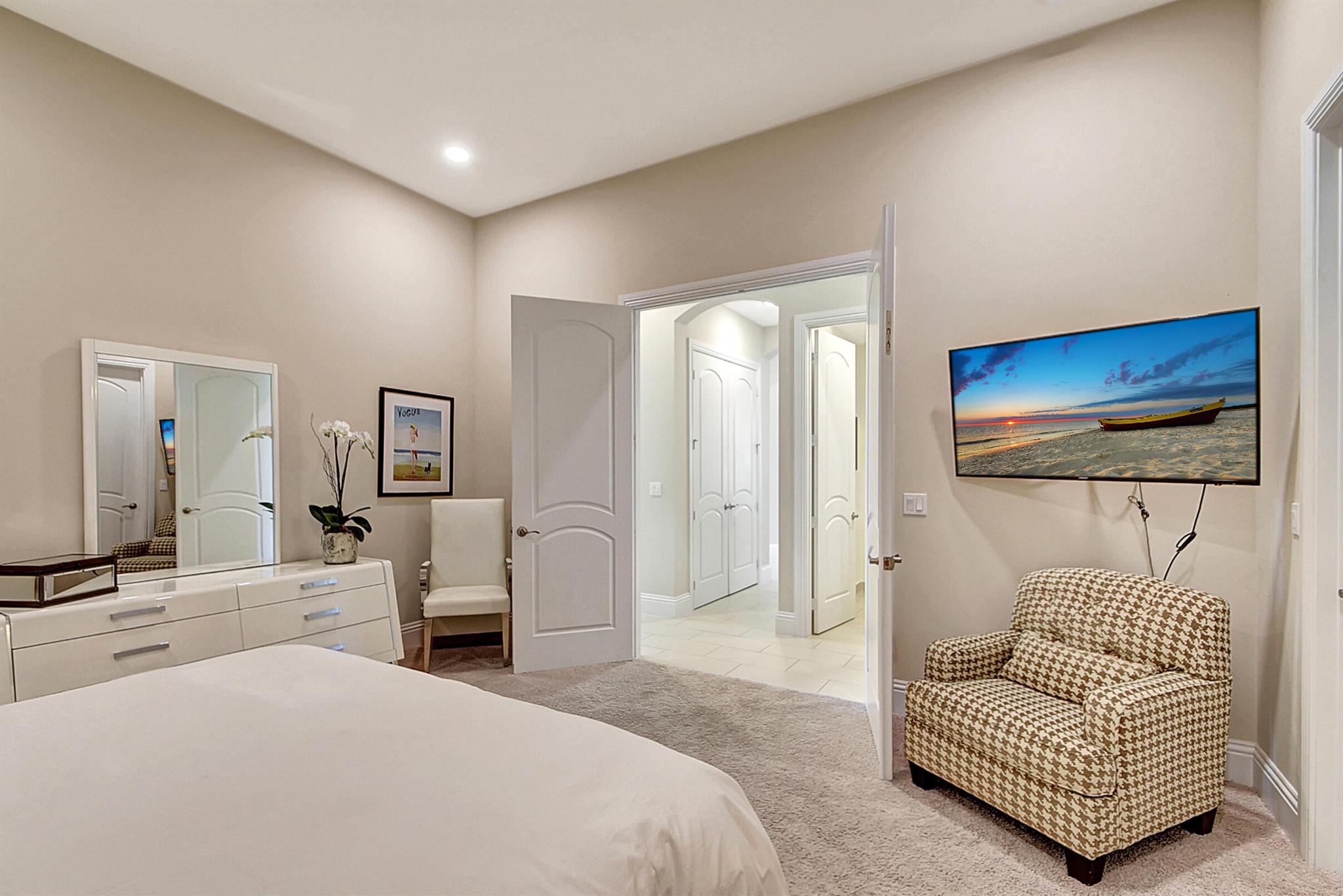 HUNTERS CHASE OF PALM BEA - Residential