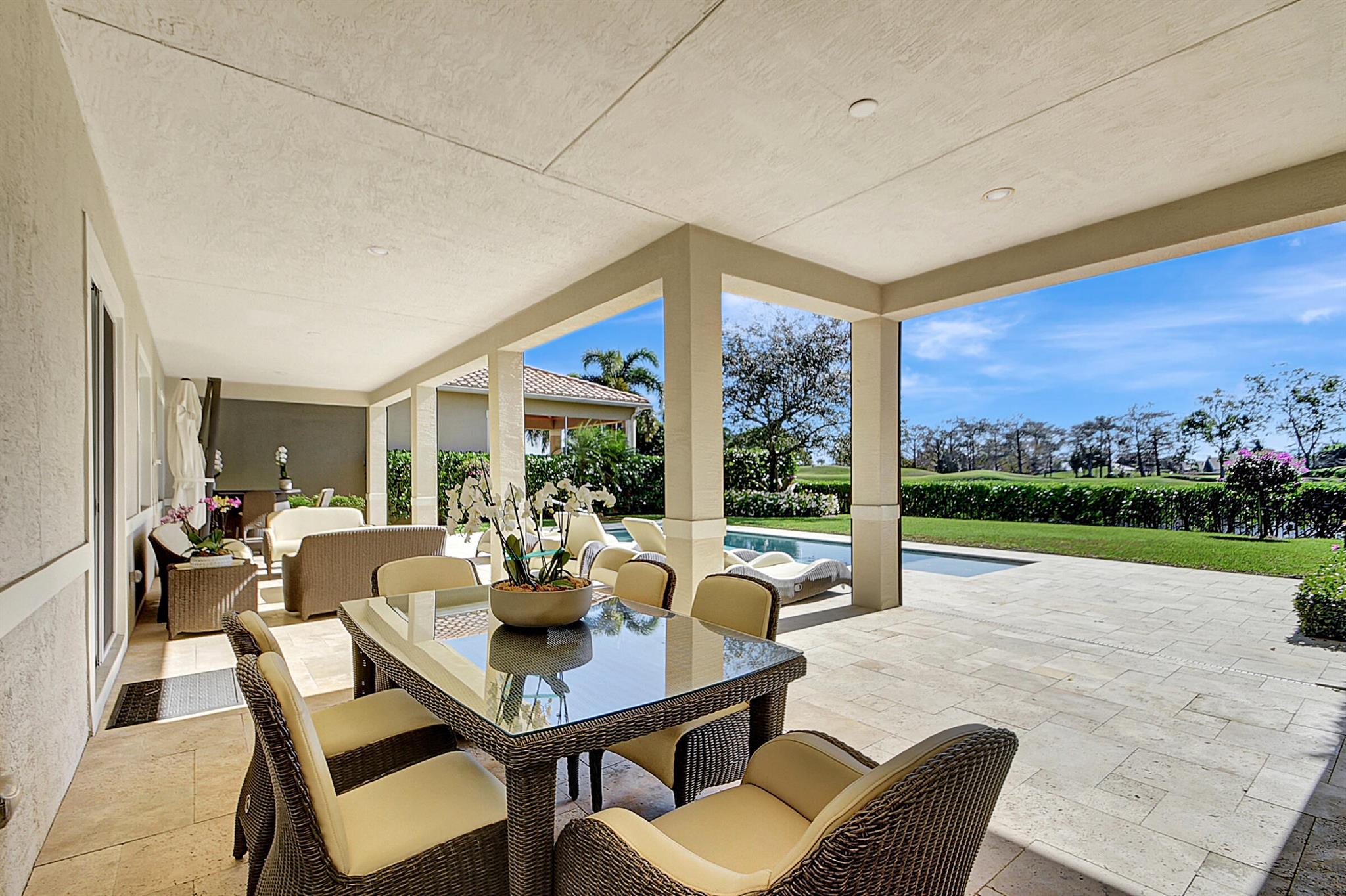 HUNTERS CHASE OF PALM BEA - Residential