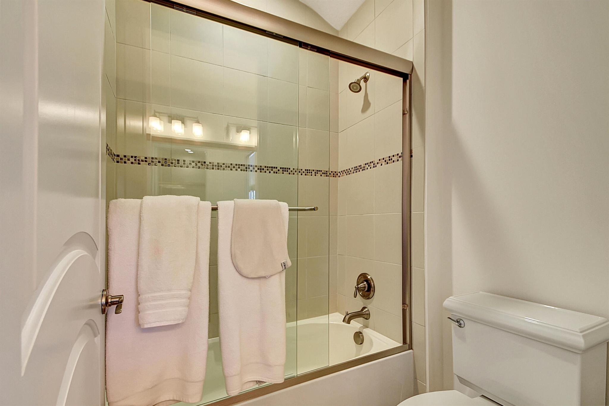 HUNTERS CHASE OF PALM BEA - Residential