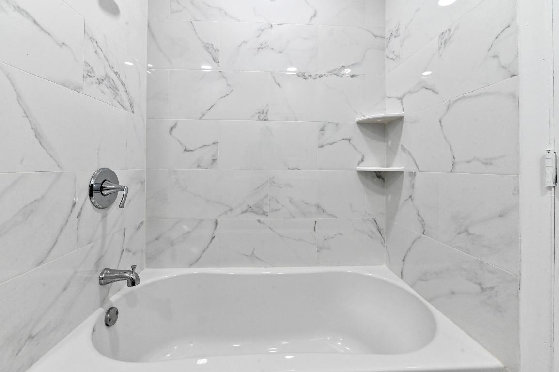 BOCA RATON HILLS SEC 2 - Residential