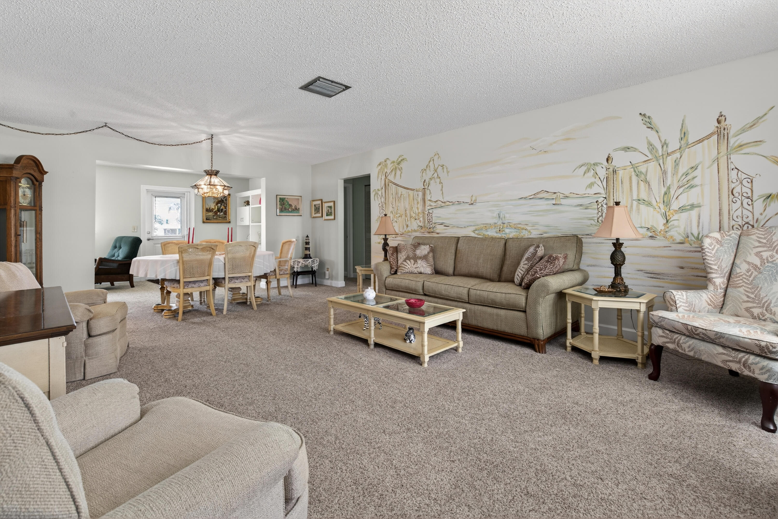 PALM BEACH LEISUREVILLE SEC 10 - Residential