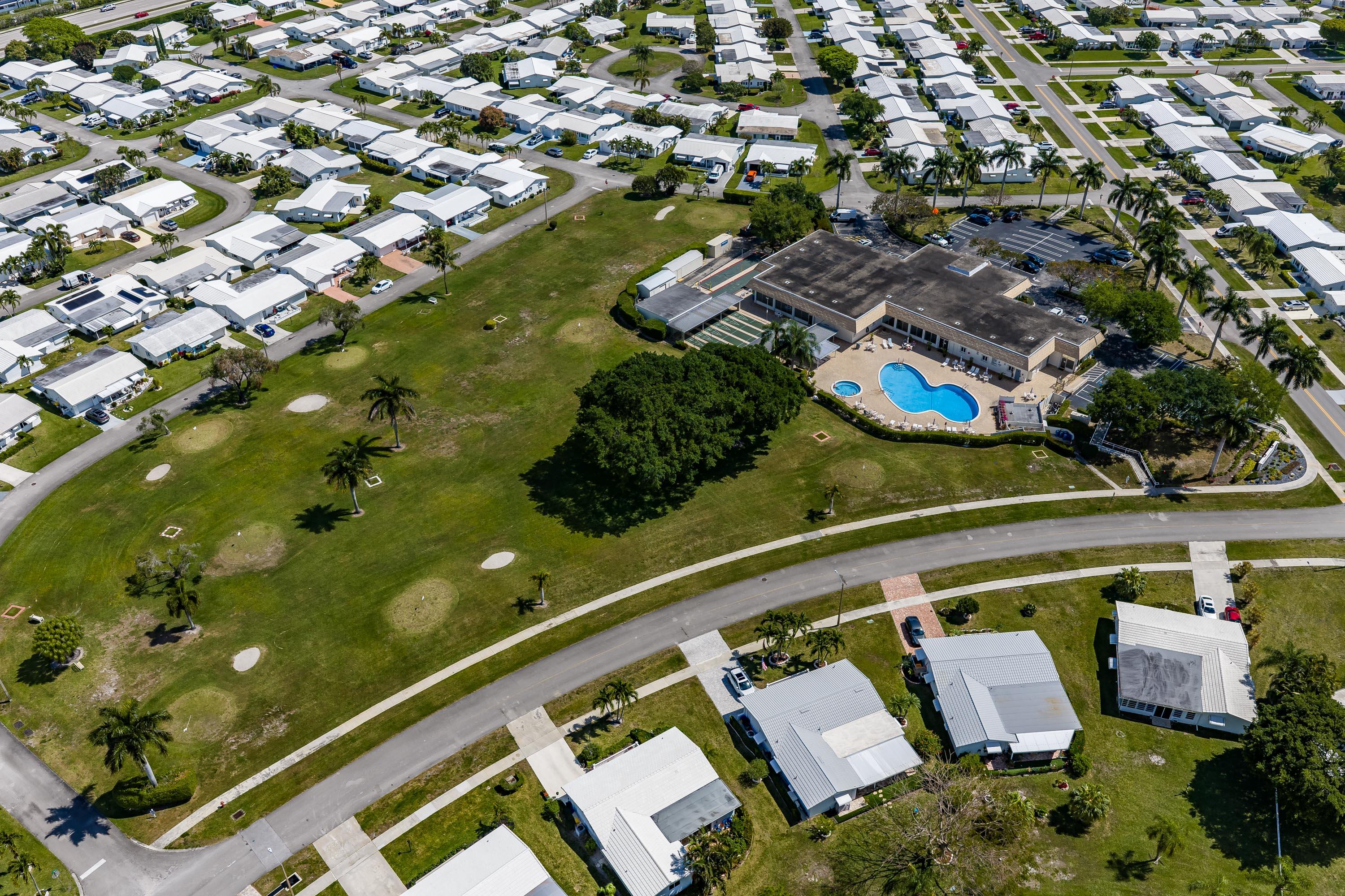 PALM BEACH LEISUREVILLE SEC 10 - Residential