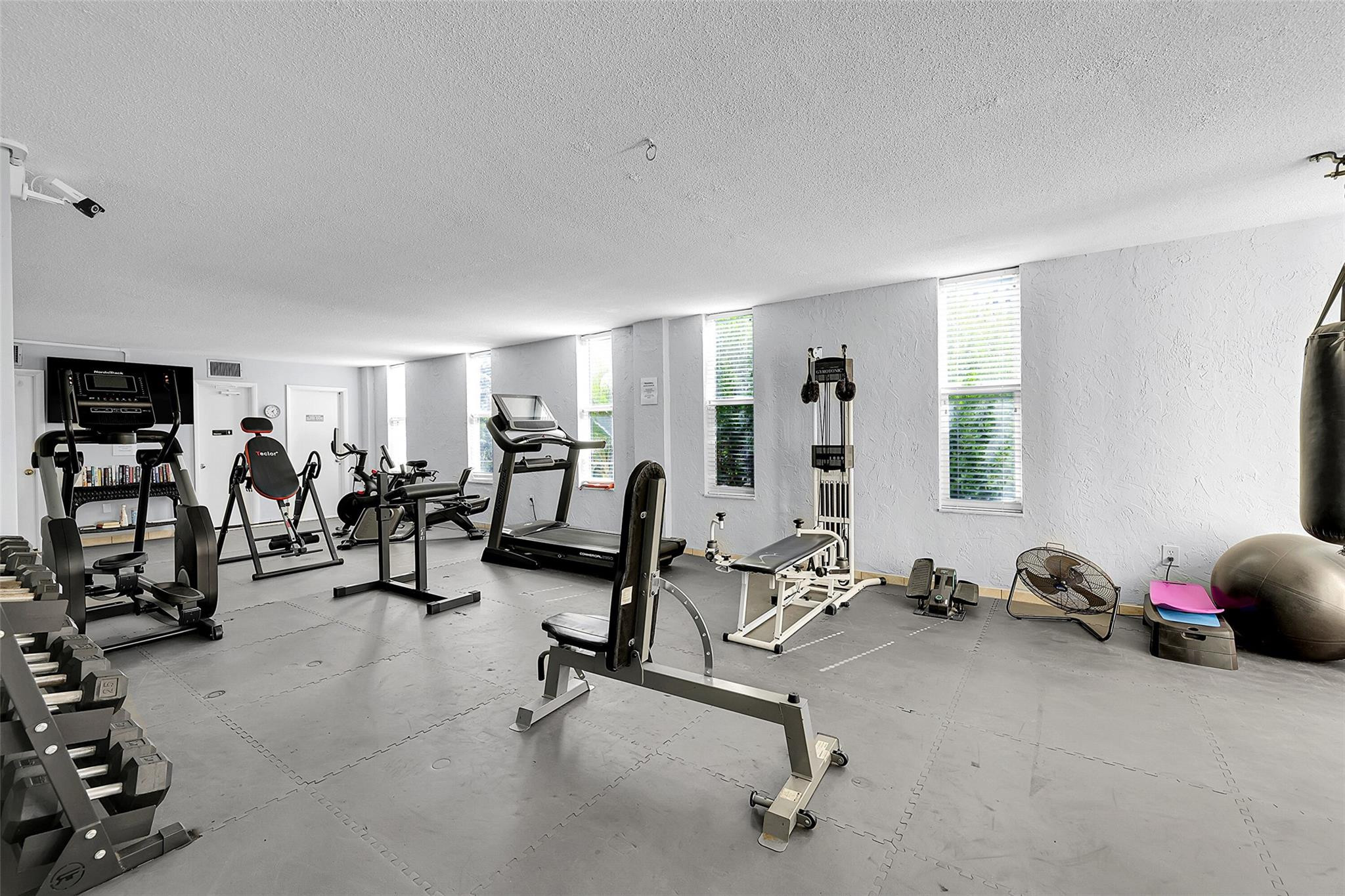 VALIANT HOUSE - Residential