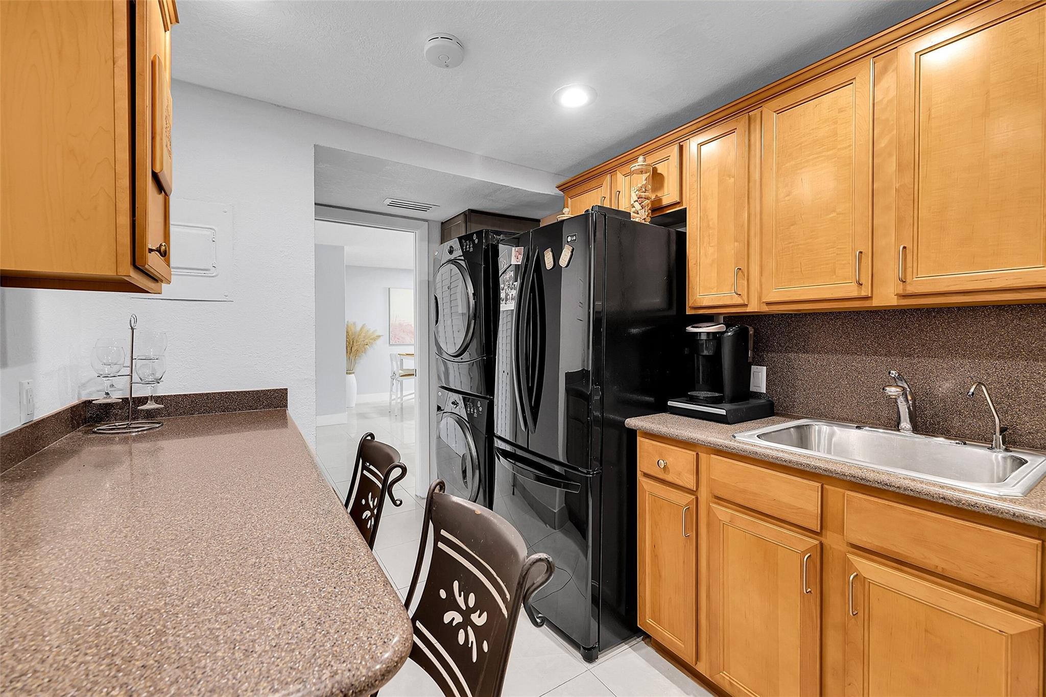 VALIANT HOUSE - Residential