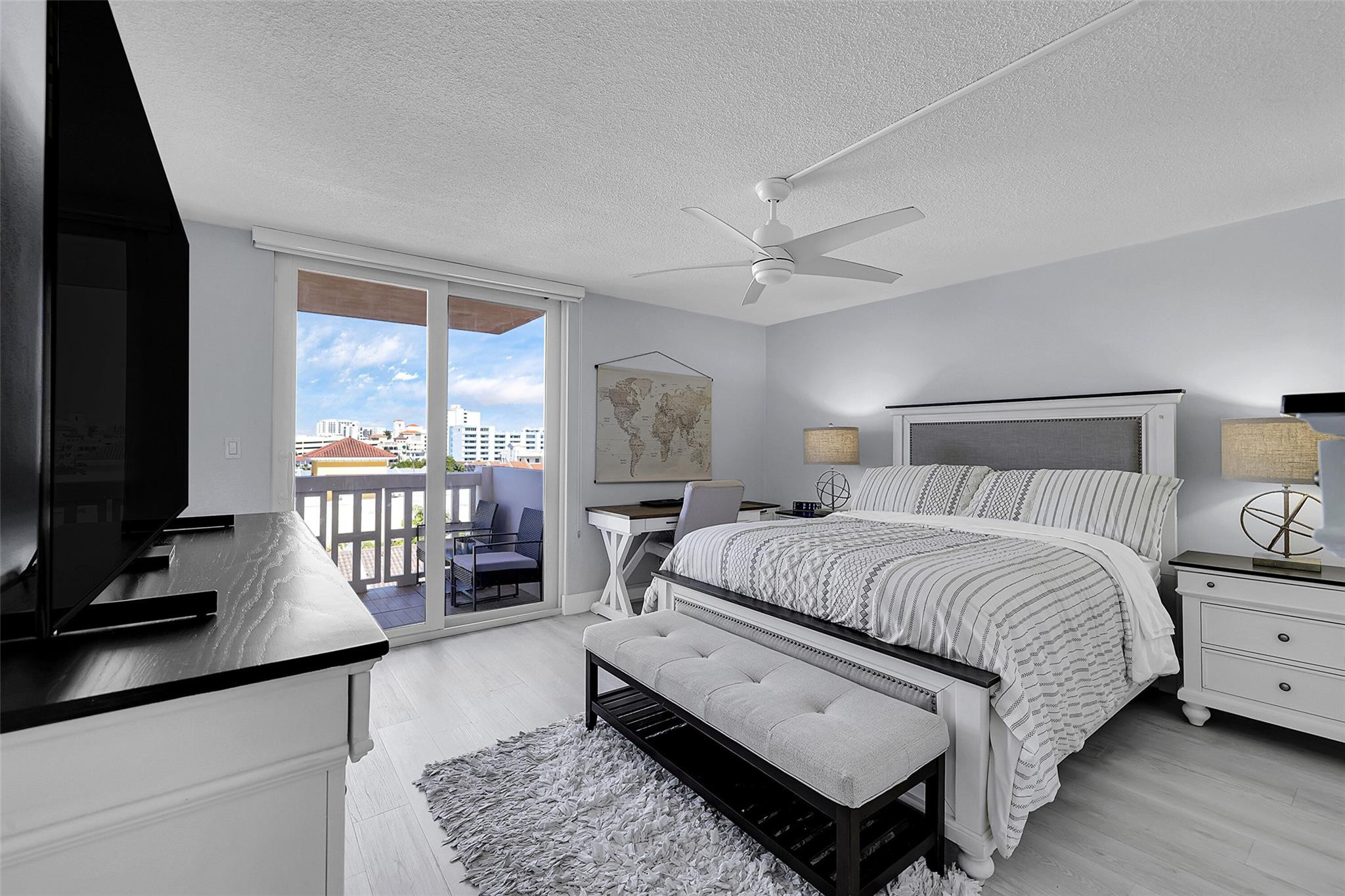 VALIANT HOUSE - Residential