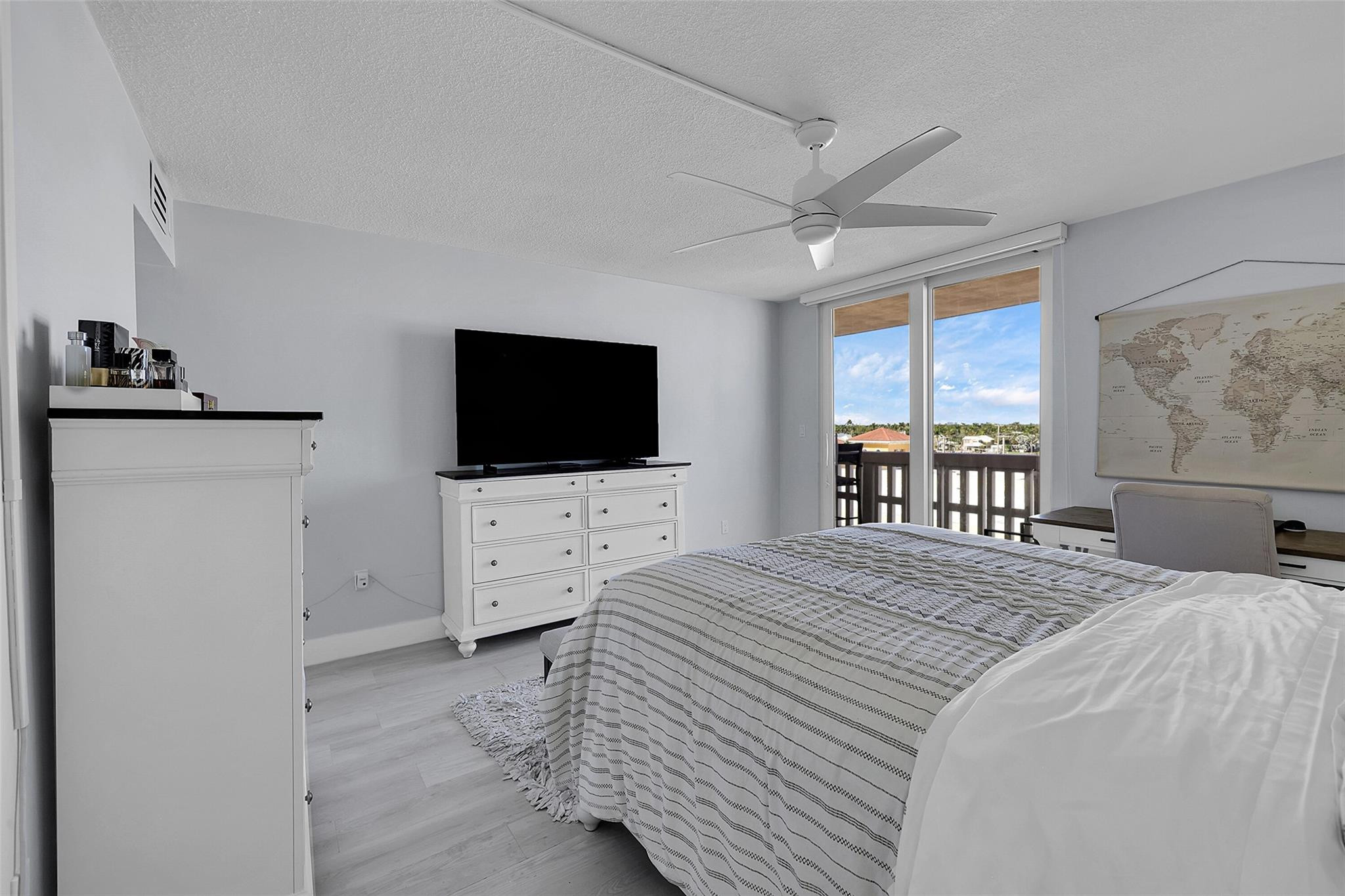 VALIANT HOUSE - Residential