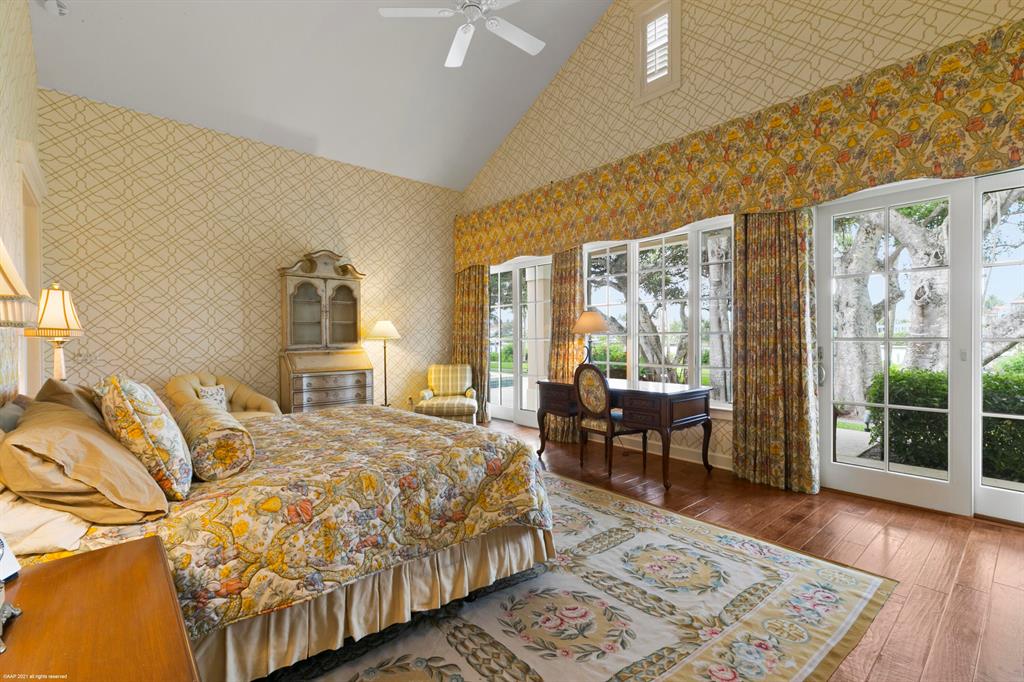 JUPITER ISLAND - Residential