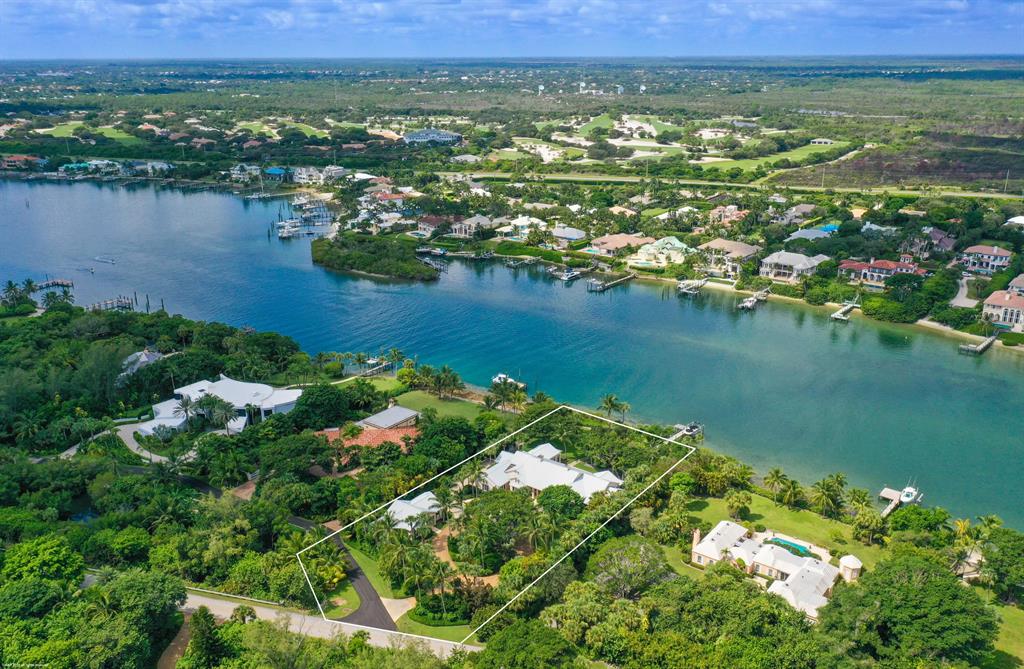 JUPITER ISLAND - Residential