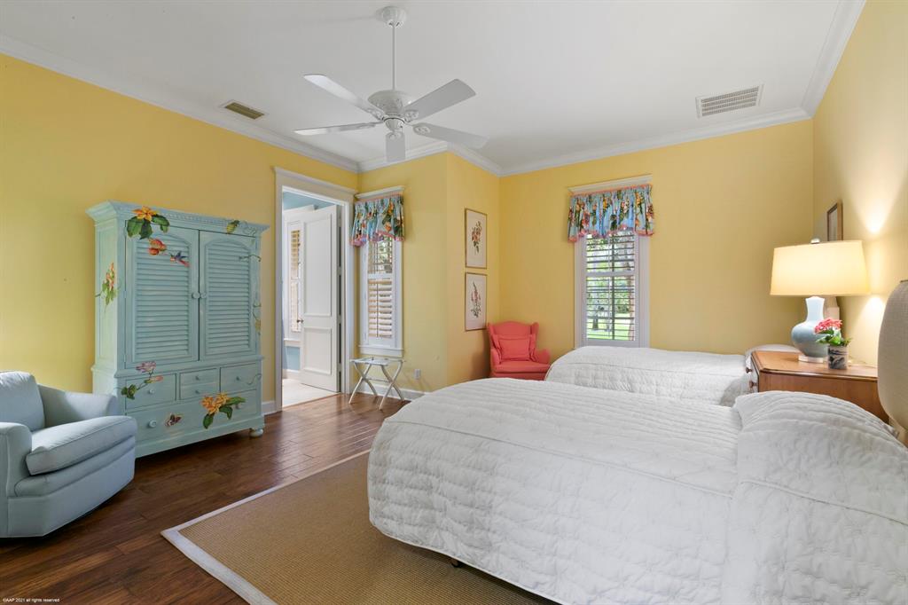 JUPITER ISLAND - Residential