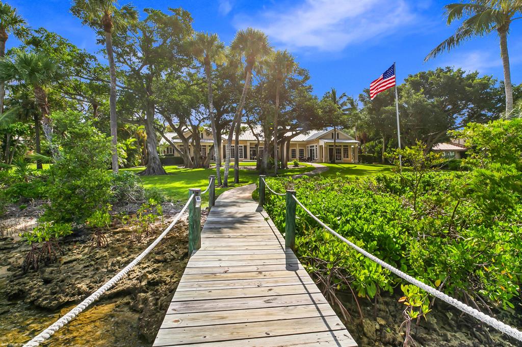 JUPITER ISLAND - Residential