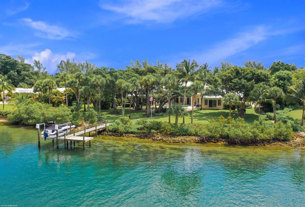 JUPITER ISLAND - Residential