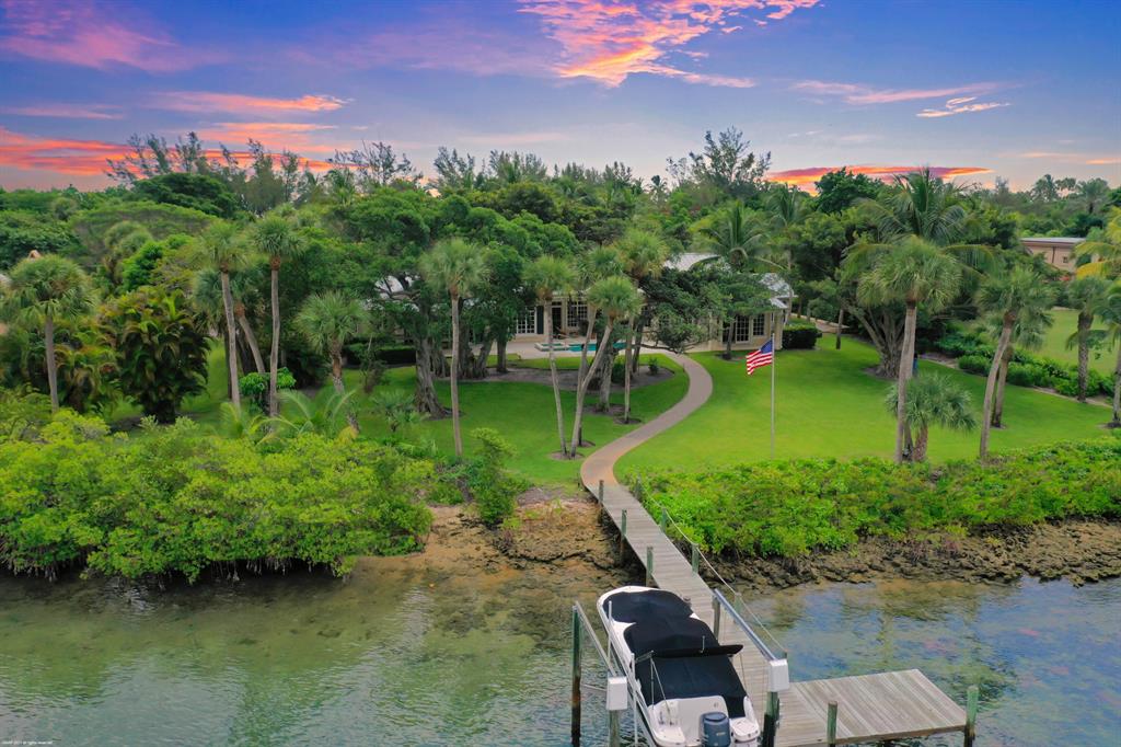 JUPITER ISLAND - Residential