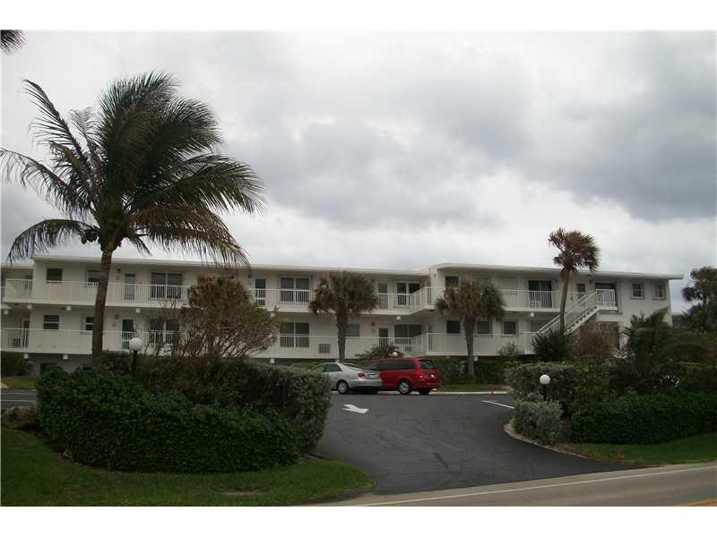 HILLSBORO MILE OCEAN APTS - Residential