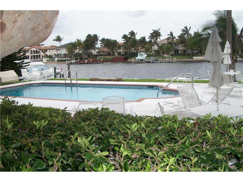 HILLSBORO MILE OCEAN APTS - Residential