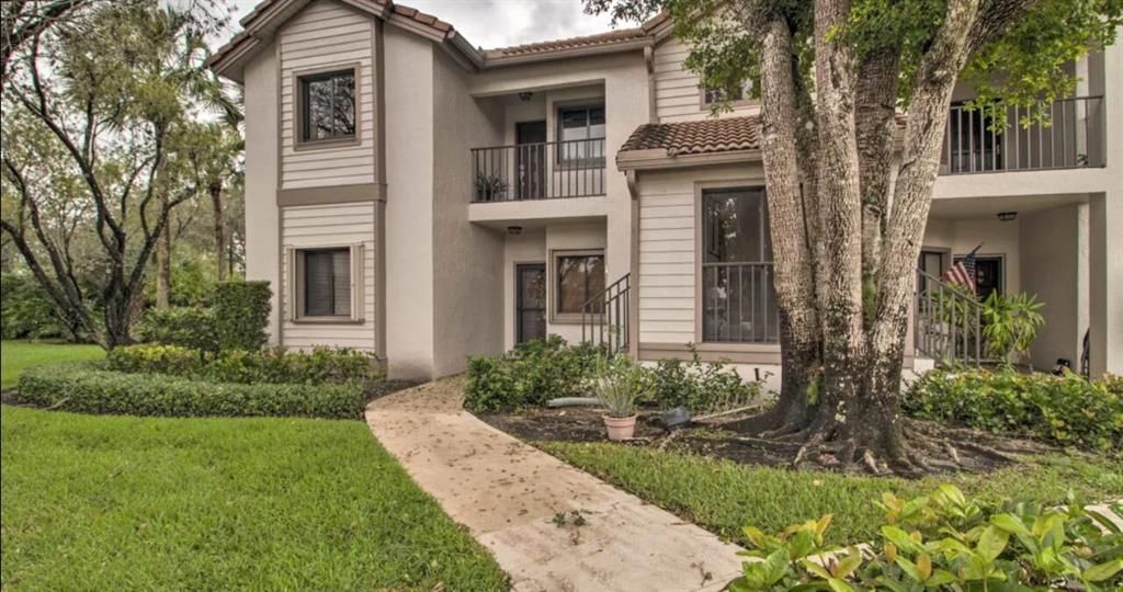 Photo of 1101 Duncan Circle #201, Palm Beach Gardens, FL 33418 (MLS # R10815650)