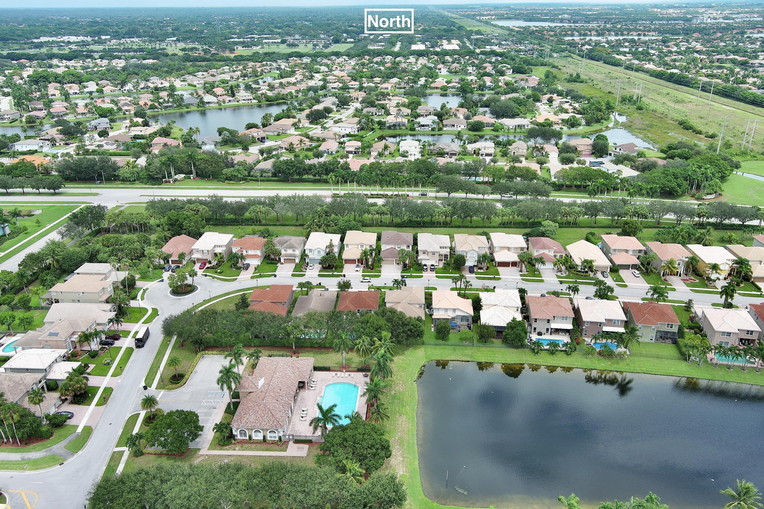 WELLINGTON SHORES - ORANGE GROVE EST - Residential