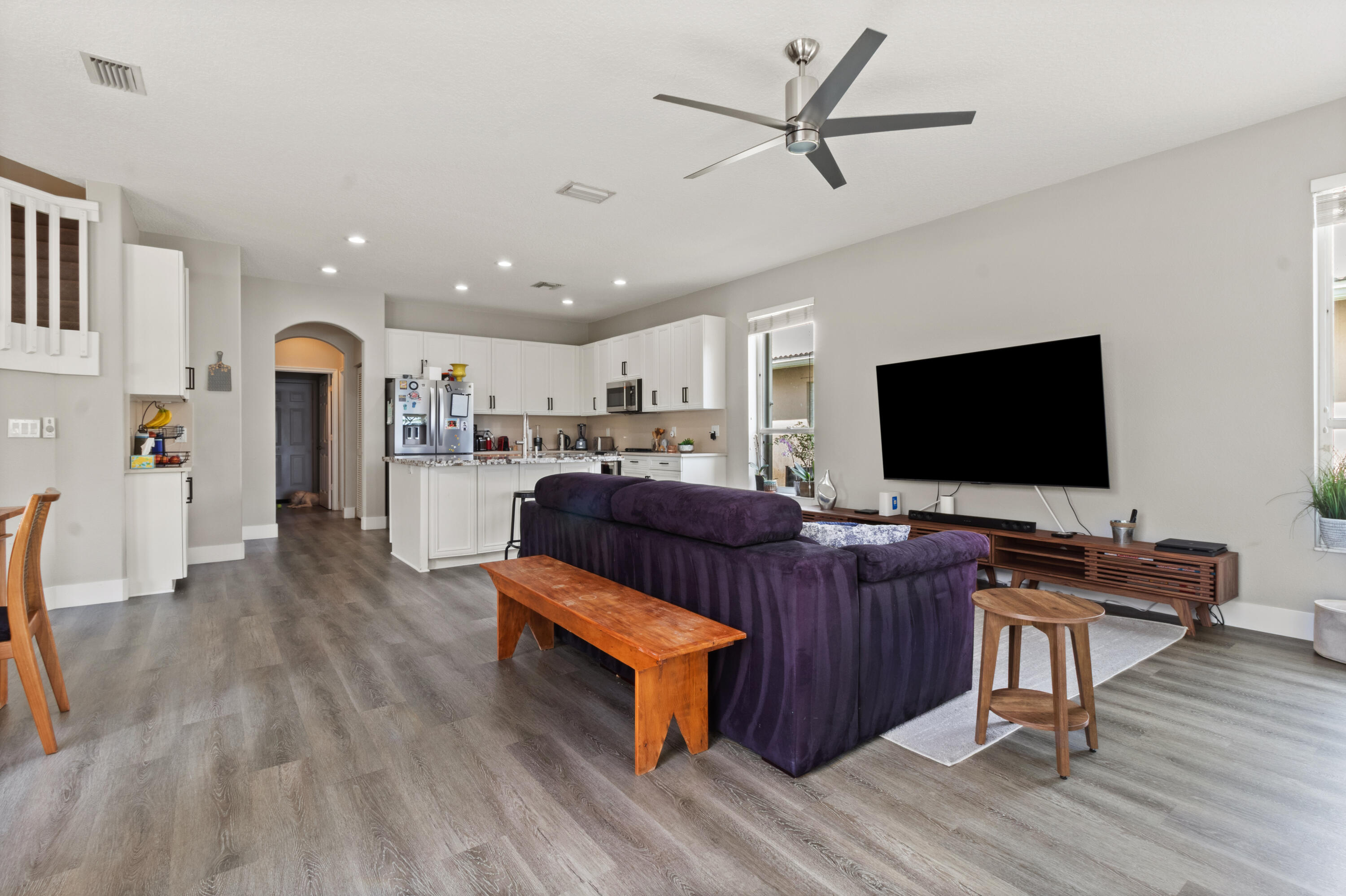 WELLINGTON SHORES - ORANGE GROVE EST - Residential