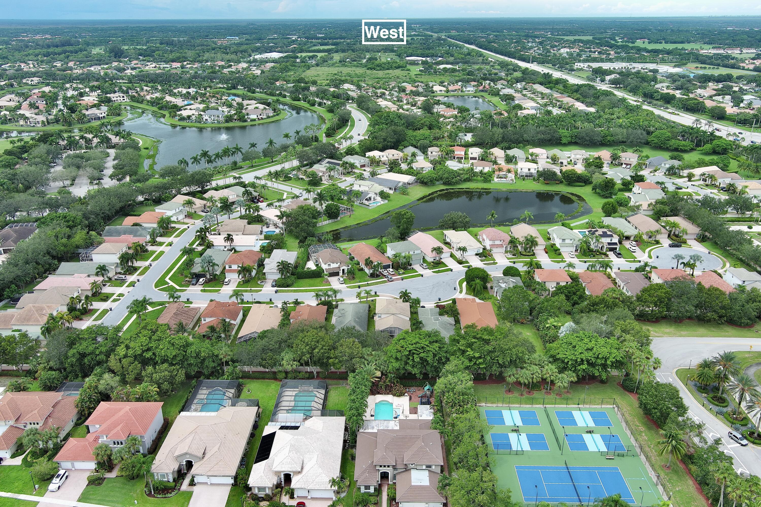 WELLINGTON SHORES - ORANGE GROVE EST - Residential