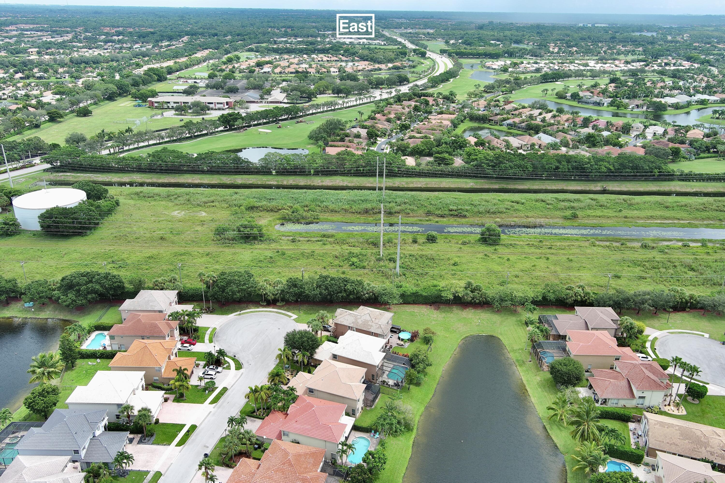 WELLINGTON SHORES - ORANGE GROVE EST - Residential