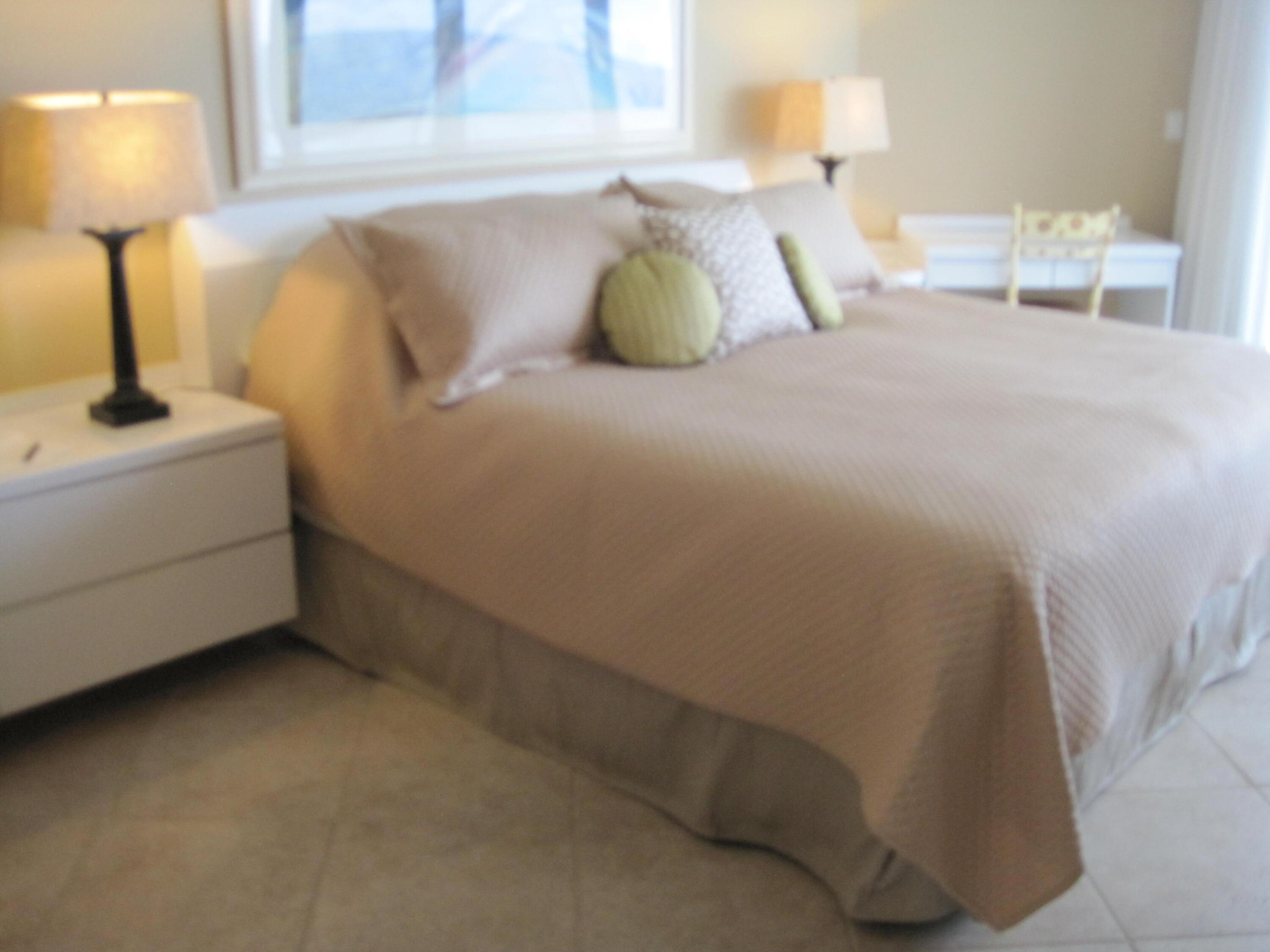 DIAMONDHEAD CONDO - Residential Lease