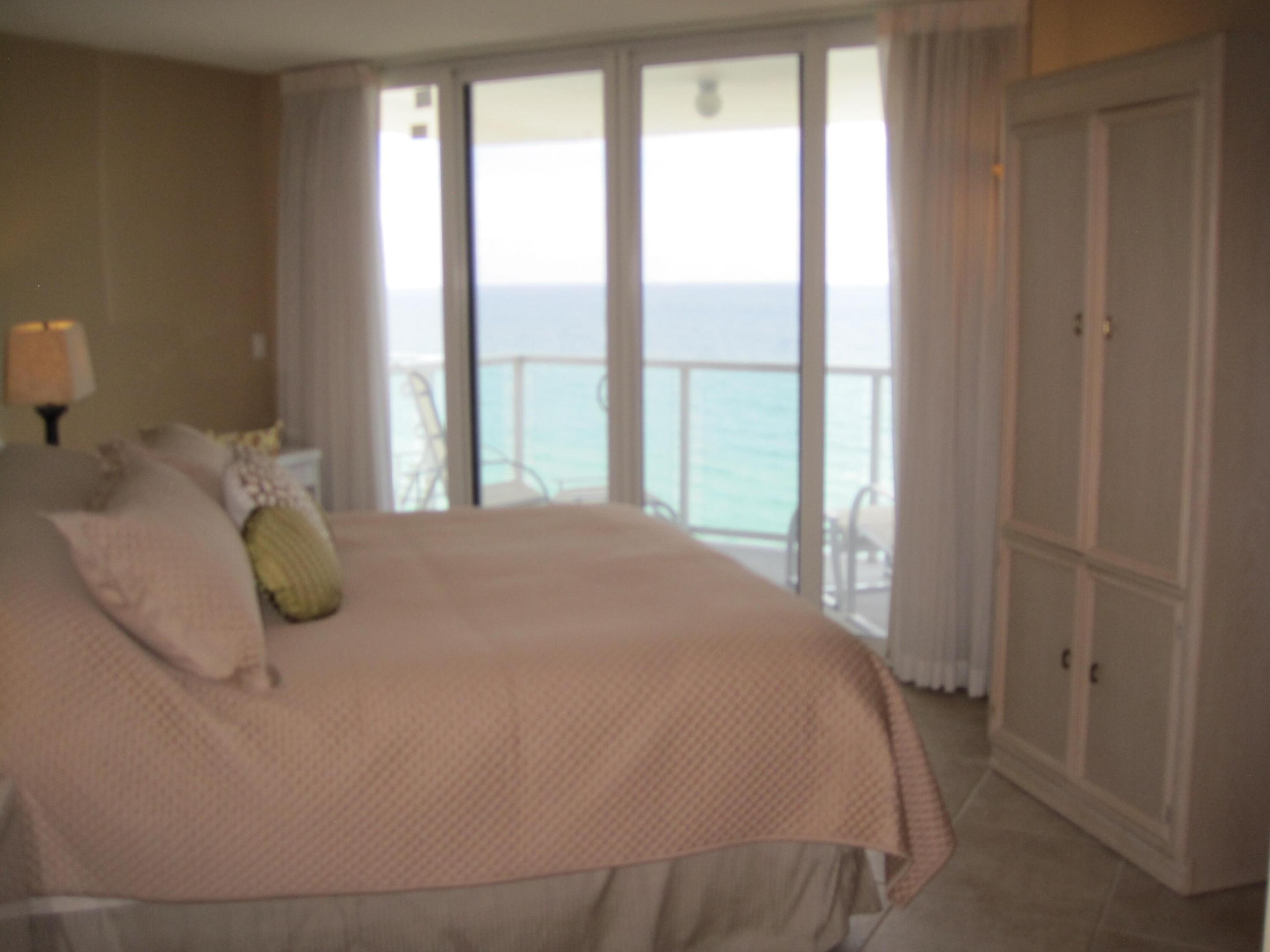 DIAMONDHEAD CONDO - Residential Lease