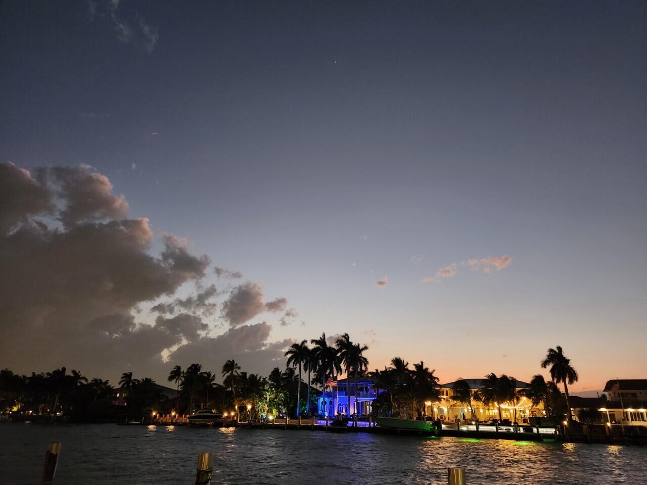 DIAMONDHEAD CONDO - Residential Lease