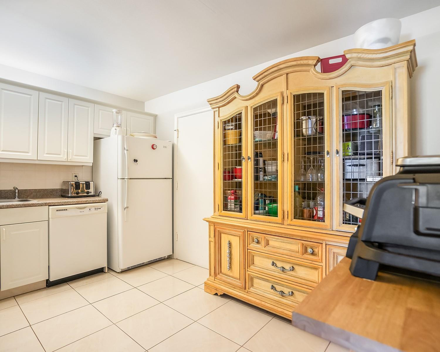 Castle Apartments 11 - Residential