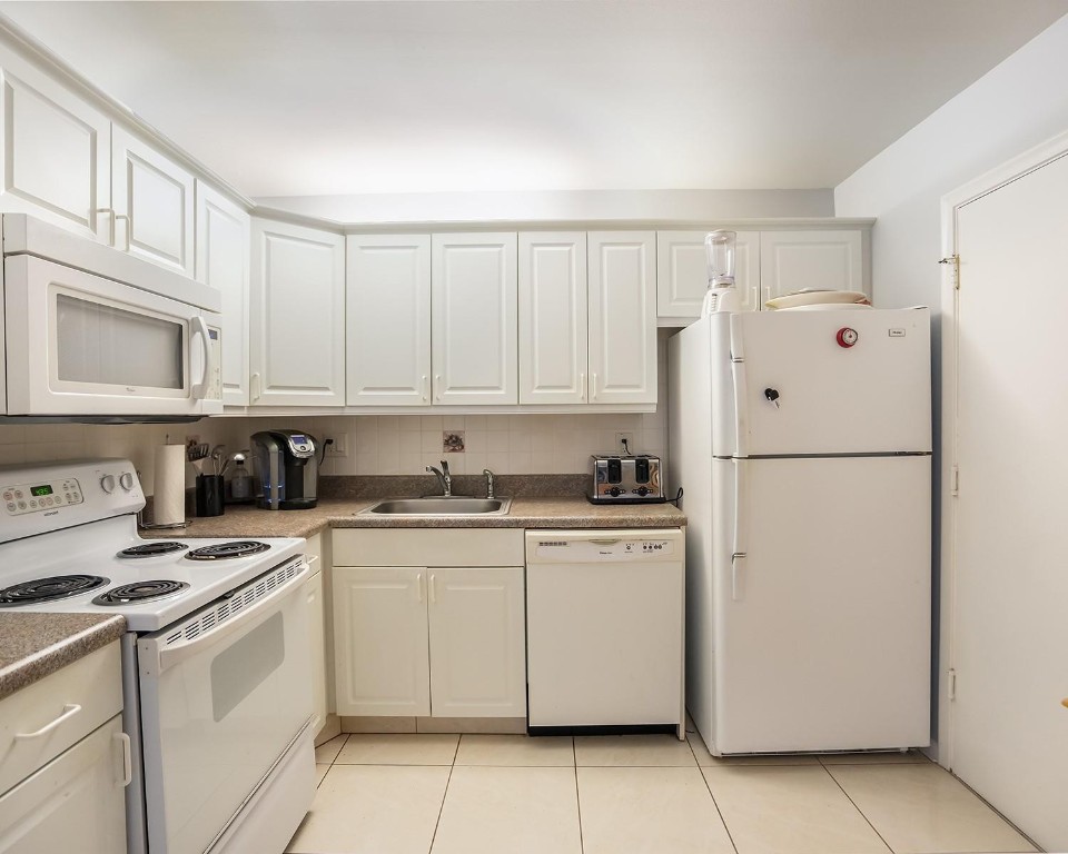 Castle Apartments 11 - Residential