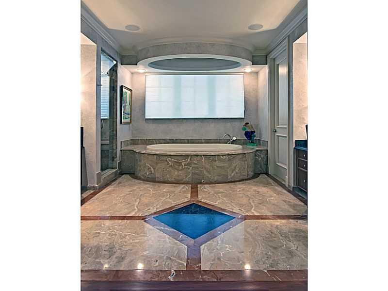 HARBOR BEACH - Residential