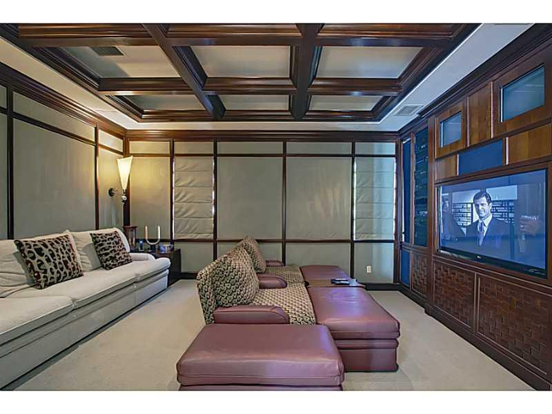 HARBOR BEACH - Residential