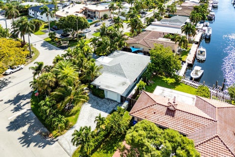 Tiny photo for 2200 SE 9TH Street, Pompano Beach, FL 33062 (MLS # B26054348)