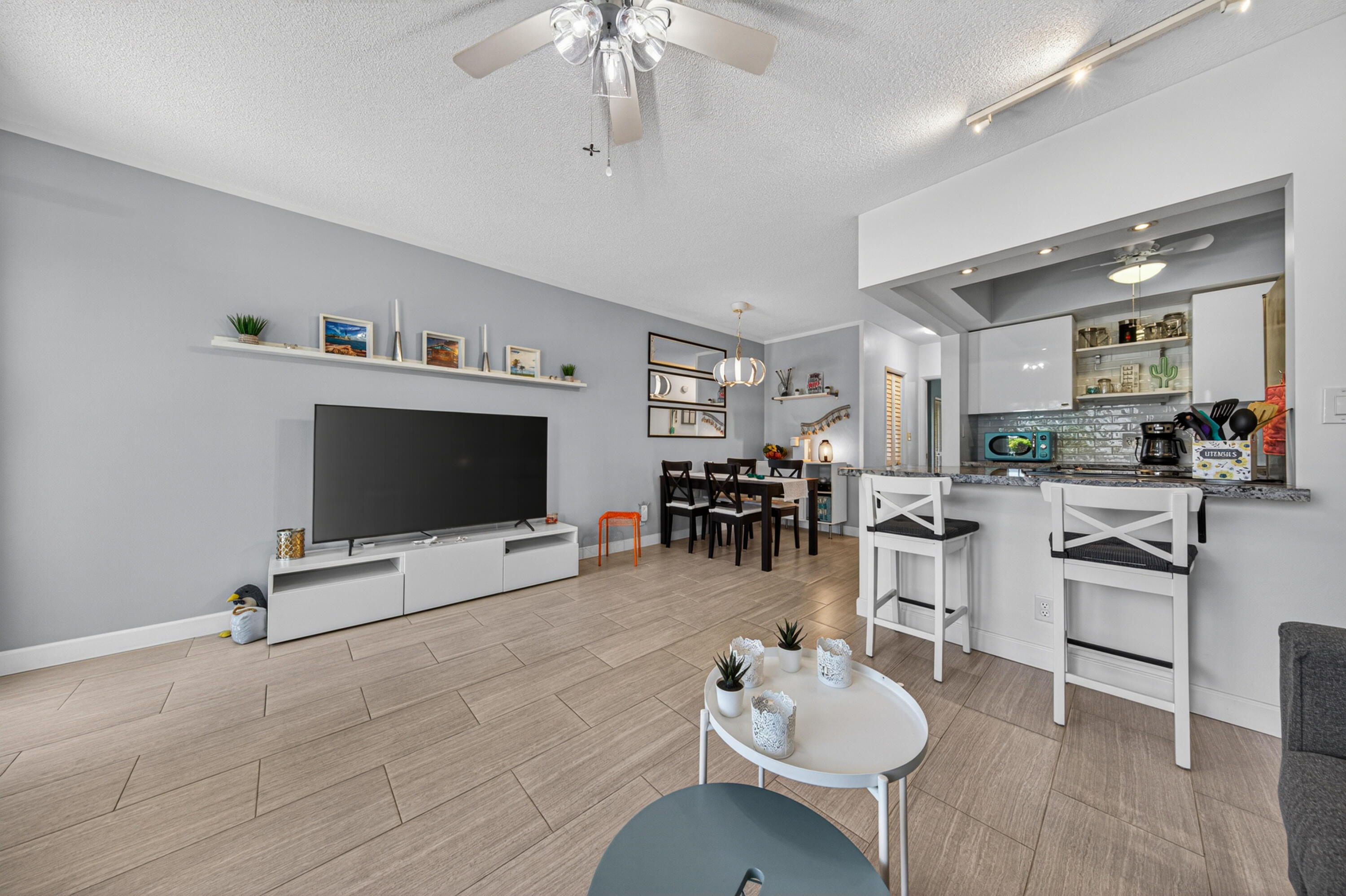 DEAUVILLE WEST INC CO-OP - Residential