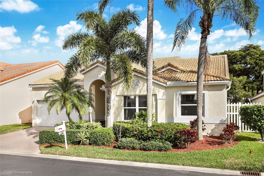 Photo of 17282 Ventana Drive, Boca Raton, FL 33487 (MLS # F10542437)