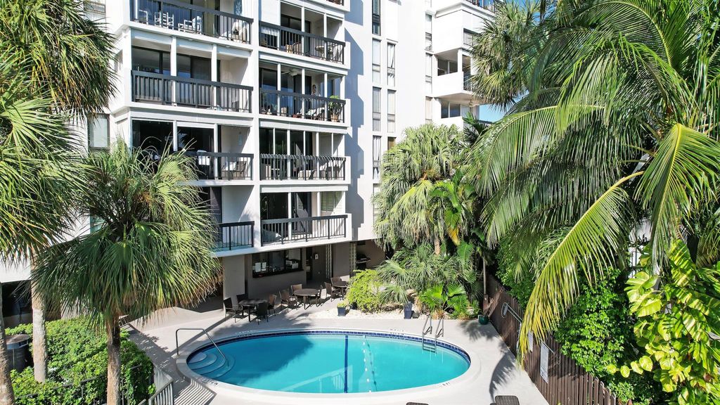 Photo of 4800 Bayview Drive #605, Fort Lauderdale, FL 33308 (MLS # F10478174)