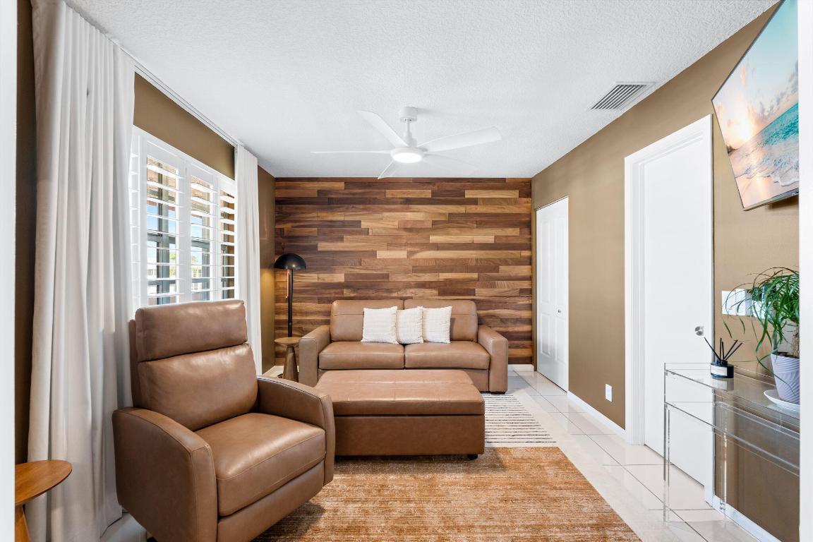 PINES OF DELRAY NORTH CONDO - Residential