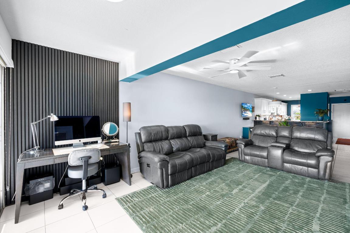 PINES OF DELRAY NORTH CONDO - Residential