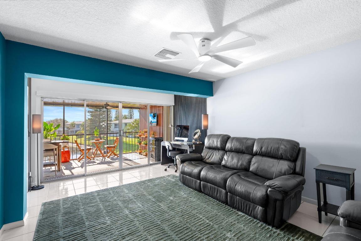 PINES OF DELRAY NORTH CONDO - Residential