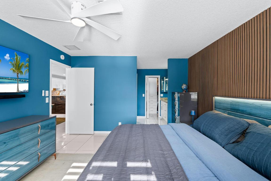 PINES OF DELRAY NORTH CONDO - Residential