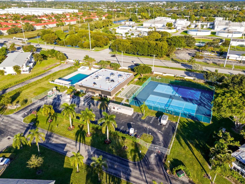 PINES OF DELRAY NORTH CONDO - Residential