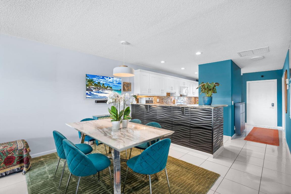 PINES OF DELRAY NORTH CONDO - Residential