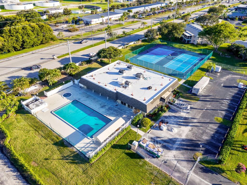 PINES OF DELRAY NORTH CONDO - Residential