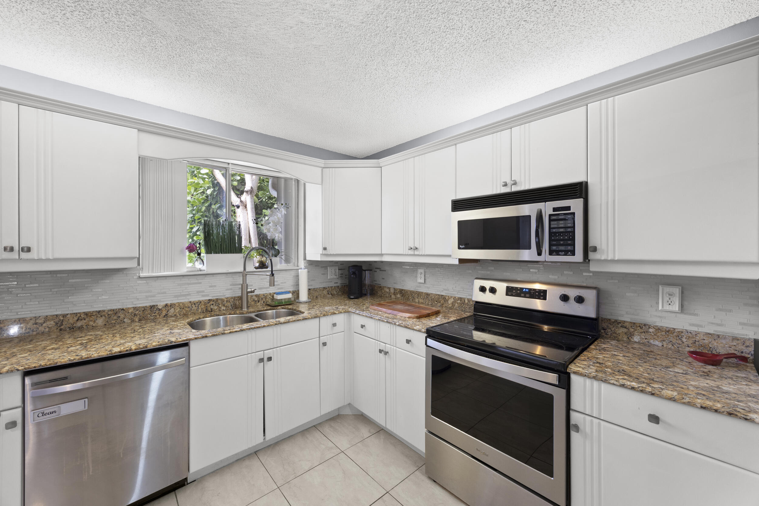 Discovery Pointe - Residential