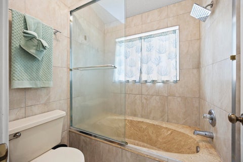 Tiny photo for 1928 Discovery Circle E, Deerfield Beach, FL 33442 (MLS # B26024180)