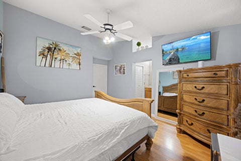 Tiny photo for 1928 Discovery Circle E, Deerfield Beach, FL 33442 (MLS # B26024180)