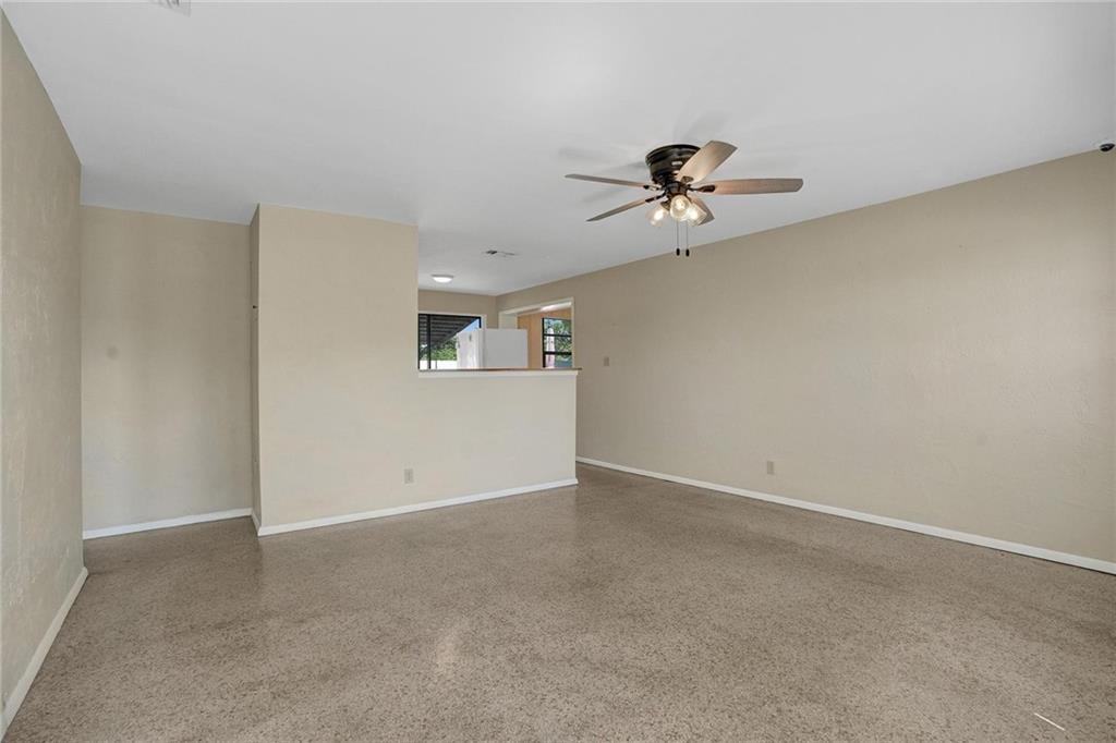 Cresthaven 3 37-11 B - Residential