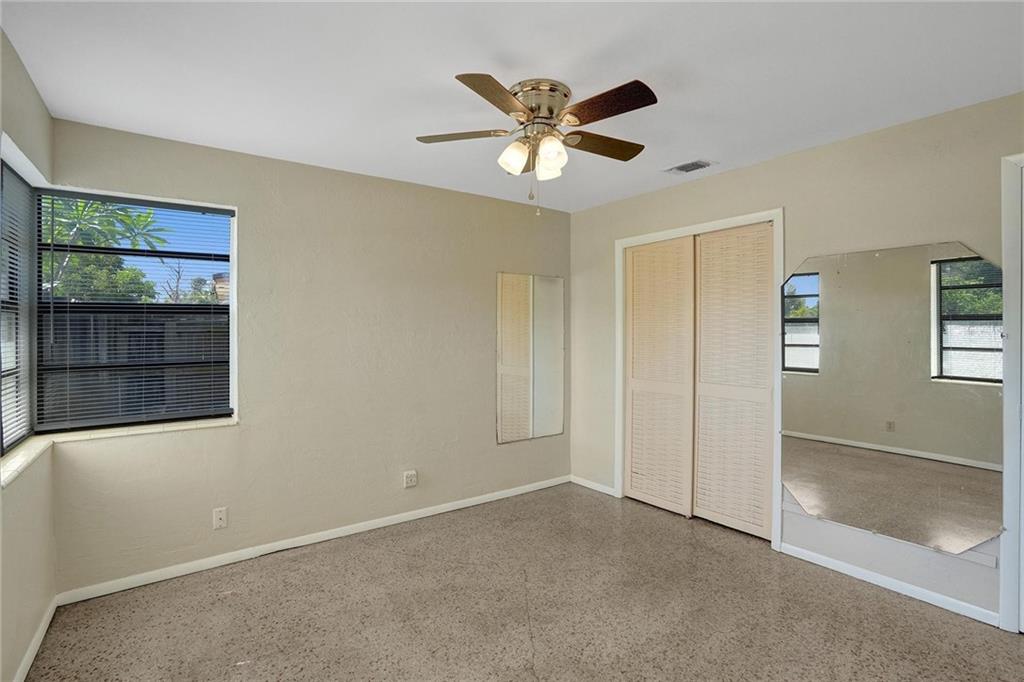 Cresthaven 3 37-11 B - Residential