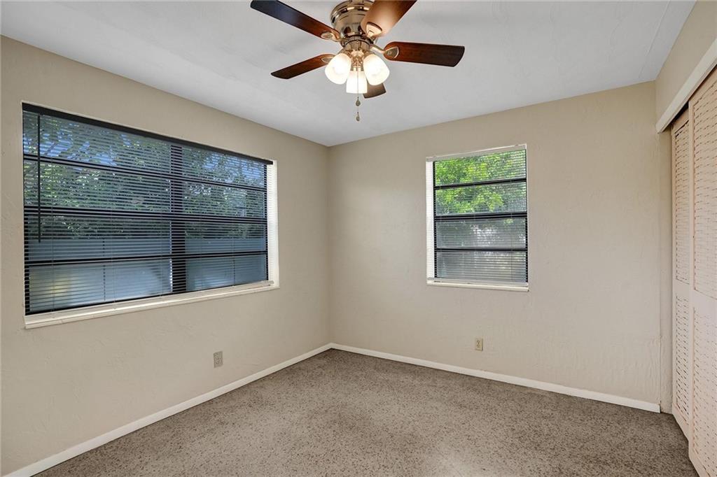 Cresthaven 3 37-11 B - Residential
