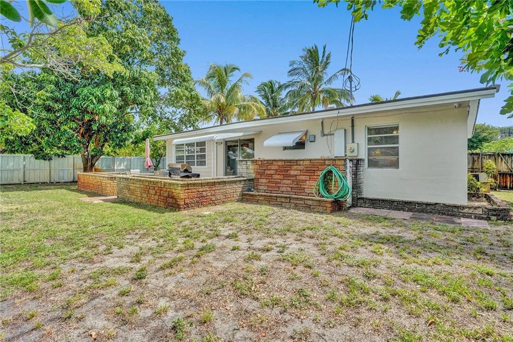 Cresthaven 3 37-11 B - Residential