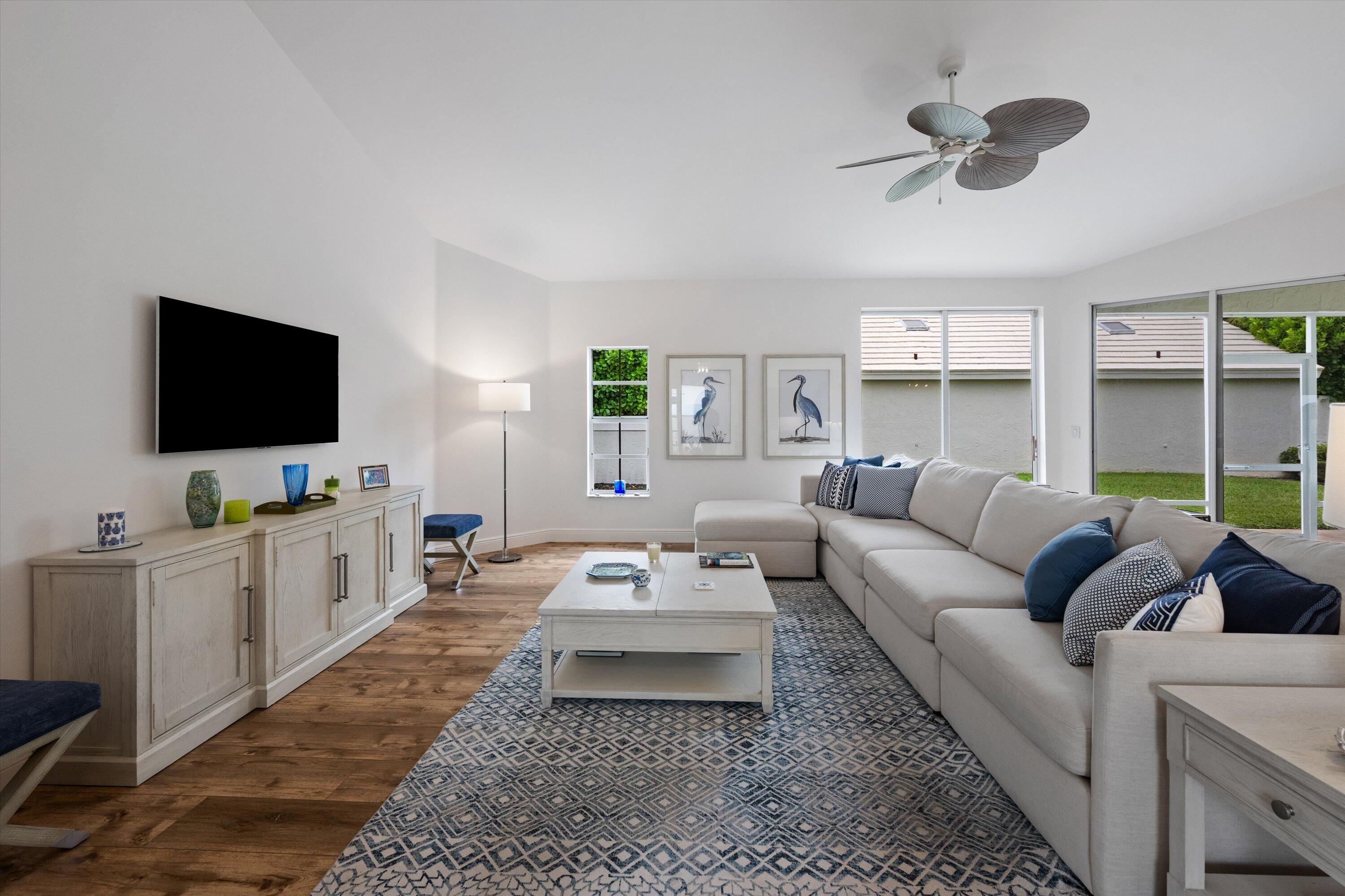 9221 Heathridge Drive